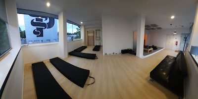 Ungatz Pilates Studio